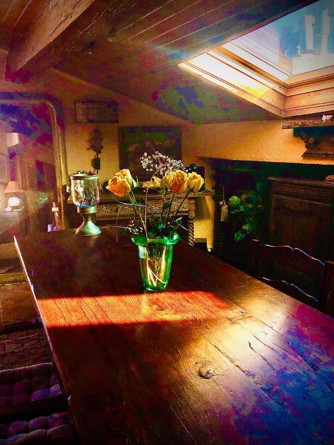 Light Filled Penthouse In Old Antibes. Heart Of The Rivieraアパートメント エクステリア 写真